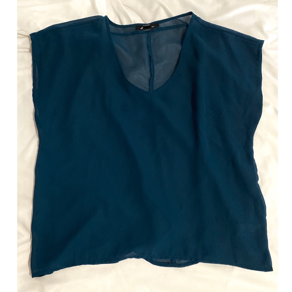 Forever 21 Top - Picture 2 of 3